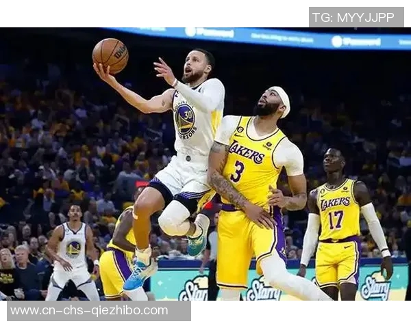 湖人勇士季前赛对决精彩回顾与球员表现分析